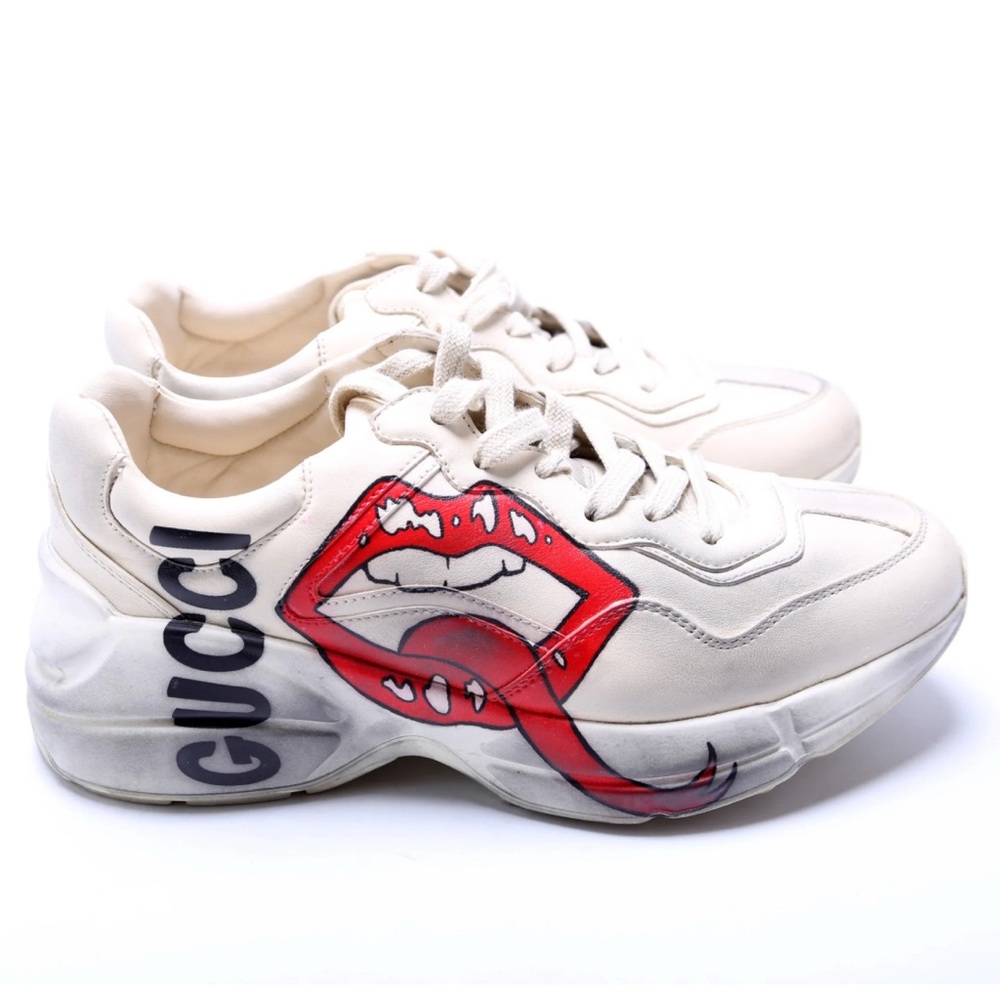 SOLD‼️Gucci Women's Cream Sneakers with Red Accent